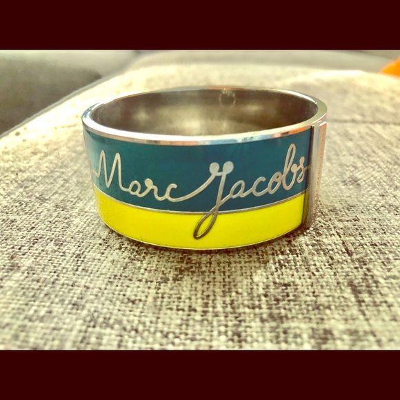 Marc by Marc Jacobs Script Cuff Bracelet - Picture 1 of 6